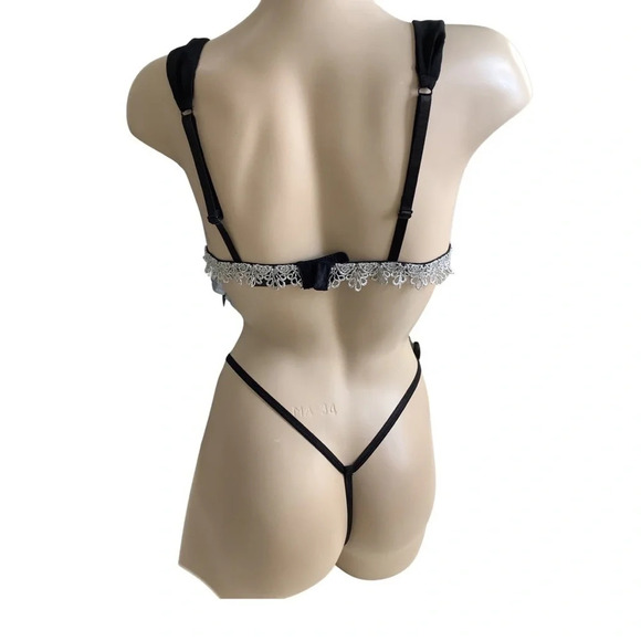 Dreamgirl Size Small silver bedazzled trim top with black thong New Without Tags - Picture 3 of 9